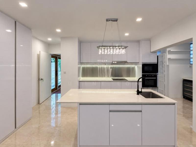 D10 Ford Avenue / Tanglin / Holland / Bukit Timah, Ford Avenue, Tanglin / Holland / Bukit Timah, 6 Bedrooms, 7,988 sqft, Good Class Bungalow For Sale, by Pauline Loh, 500283319 - Kitchen Area 1 - PropertyGuru.com.sg