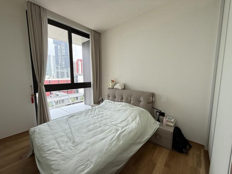 Peak Residence, 333 Thomson Road, Newton / Novena, 2 Bedrooms, 776 sqft, Condominium For Sale, by Sofia Zhang, 500283320 - Bedroom - PropertyGuru.com.sg