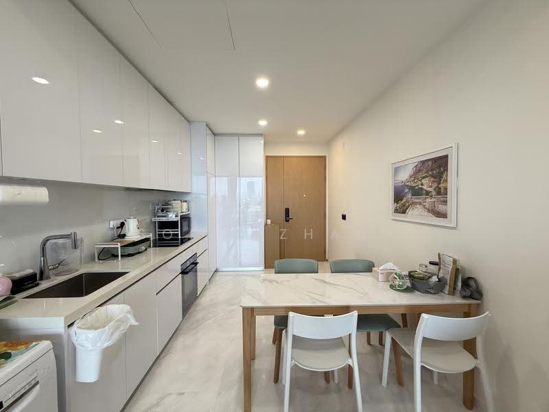 Peak Residence, 333 Thomson Road, Newton / Novena, 2 Bedrooms, 776 sqft, Condominium For Sale, by Sofia Zhang, 500283320 - Kitchen - PropertyGuru.com.sg