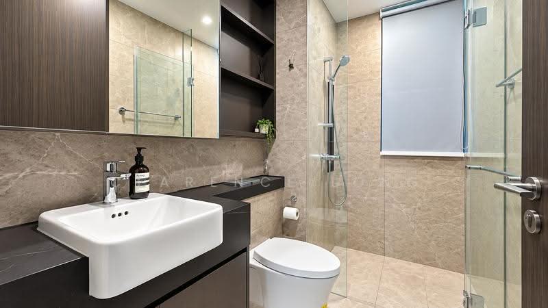 Parc Clematis, 8 Jalan Lempeng, Buona Vista / West Coast / Clementi New Town, 3 Bedrooms, 915 sqft, Condominium For Sale, by Clarence Long, 500283322 - Bathroom - PropertyGuru.com.sg