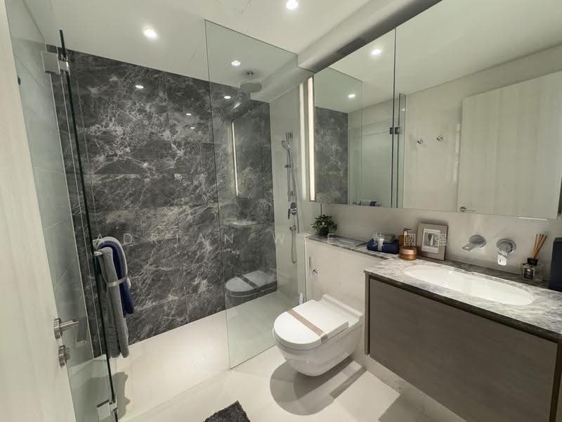 Up@Robertson Quay, 92 Robertson Quay, Orchard / River Valley, 2 Bedrooms, 980 sqft, Condominium For Sale, by Adrian Wee 黄國强, 500283324 - Bathroom - PropertyGuru.com.sg