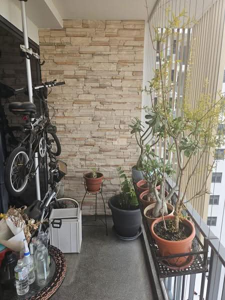 River Isles, 54 Edgedale Plains, Hougang / Punggol / Sengkang, 3 Bedrooms, 947 sqft, Condominium For Sale, by Matthew Lin, 500283338 - Balcony - PropertyGuru.com.sg