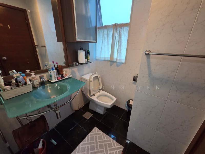 The Eden @ Tampines, 21 Tampines Street 34, Pasir Ris / Tampines, Room Rental, 250 sqft, Condominium For Rent, by Chee Leong Yen, 500283356 - Bathroom - PropertyGuru.com.sg
