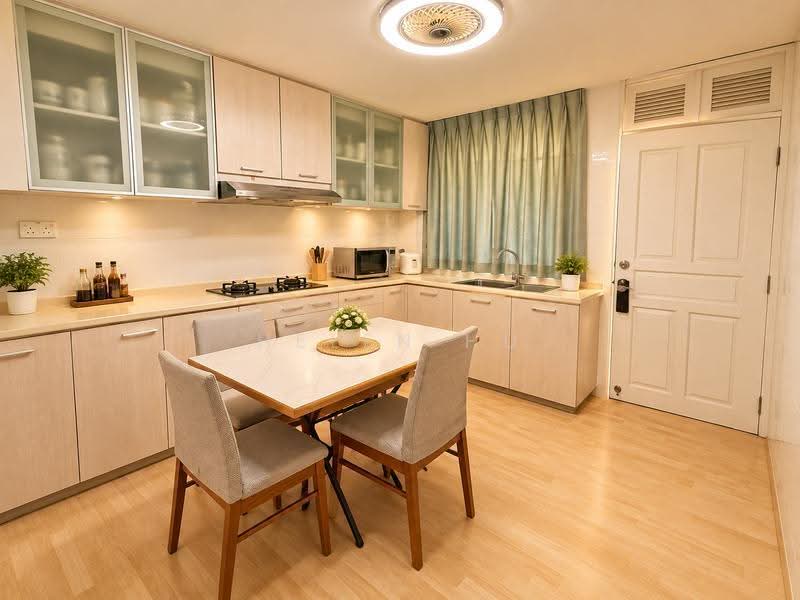 Rosyth School within 1KM, Seletar / Yio Chu Kang, 6 Bedrooms, 2,800 sqft, Semi-Detached House For Sale, by Helen HU, 500283357 - Kitchen - PropertyGuru.com.sg