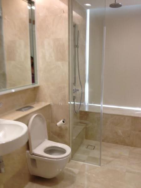 Madison Residences, 355 Bukit Timah Road, Tanglin / Holland / Bukit Timah, 3 Bedrooms, 1,464 sqft, Condominium For Sale, by Jean Loke, 500283367 - Bathroom - PropertyGuru.com.sg
