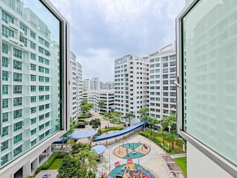443 Yishun Avenue 11, 443 Yishun Avenue 11, Sembawang / Yishun, 3 Bedrooms, 990 sqft, HDB Flat For Sale, by Ying Ying Cheng, 500283369 - Exterior - PropertyGuru.com.sg