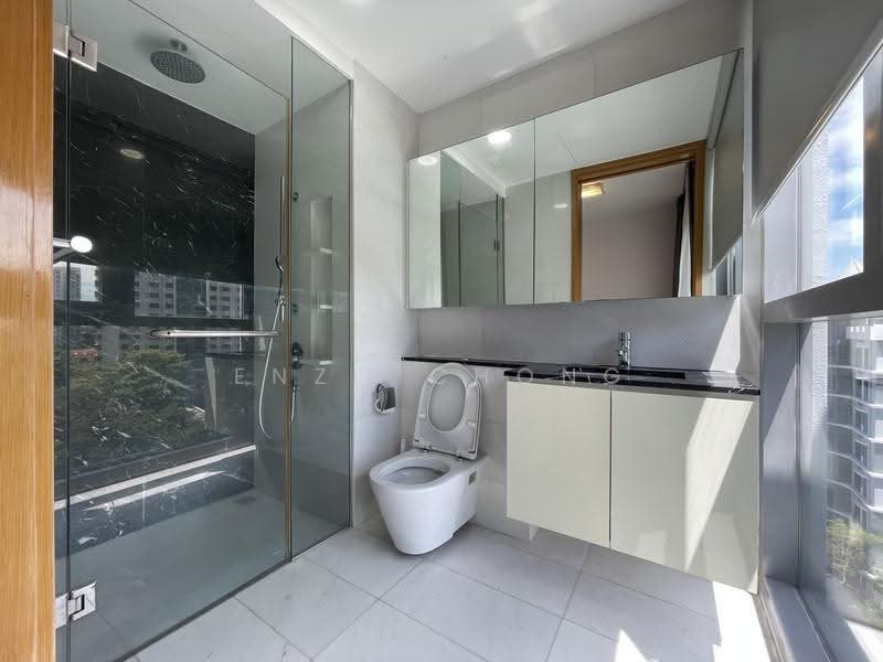 The Scala @ Lorong Chuan, 130 Serangoon Avenue 3, Hougang / Punggol / Sengkang, 3 Bedrooms, 904 sqft, Condominium For Sale, by Enzo Chong, 500283370 - Bathroom - PropertyGuru.com.sg