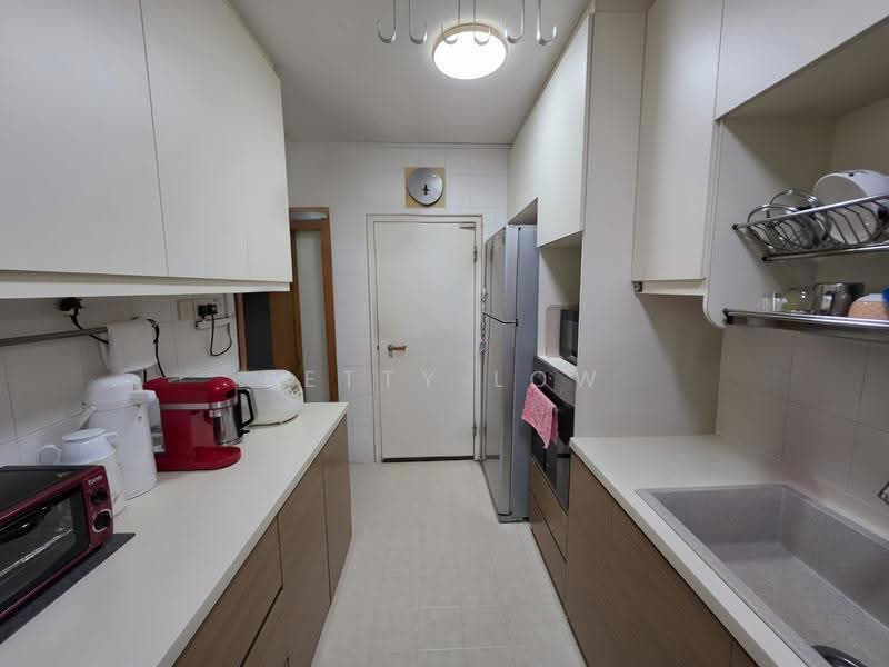 643 Punggol Central, 643 Punggol Central, Hougang / Punggol / Sengkang, 3 Bedrooms, 969 sqft, HDB Flat For Sale, by Betty Low, 500283379 - PropertyGuru.com.sg