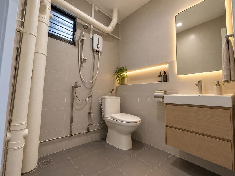 412 Jurong West Street 42, 412 Jurong West Street 42, Boon Lay / Jurong / Tuas, 3 Bedrooms, 1,109 sqft, HDB Flat For Sale, by Hansel Tan, 500283383 - Bathroom - PropertyGuru.com.sg
