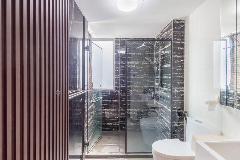 Austville Residences, 11 Sengkang East Avenue, Hougang / Punggol / Sengkang, 3 Bedrooms, 1,023 sqft, Condominium For Sale, by Qristine Goh, 500283386 - Bathroom - PropertyGuru.com.sg