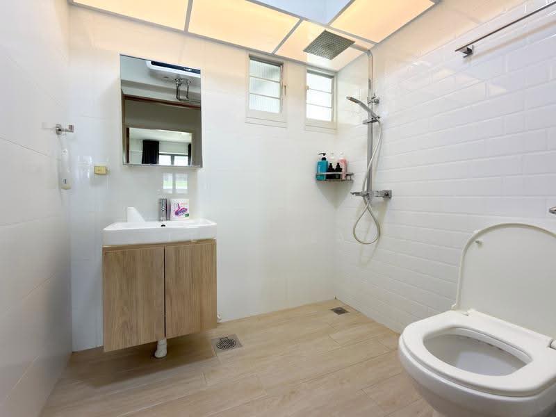 620B Tampines Street 61, 620B Tampines Street 61, Pasir Ris / Tampines, 3 Bedrooms, 1,001 sqft, HDB Flat For Sale, by Tean Jean, 500283393 - Bathroom - PropertyGuru.com.sg