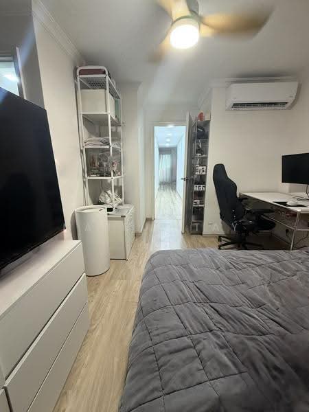 Evergreen Park, 31 Hougang Avenue 7, Hougang / Punggol / Sengkang, 3 Bedrooms, 1,023 sqft, Condominium For Sale, by Markus Tay, 500283399 - Bedroom - PropertyGuru.com.sg