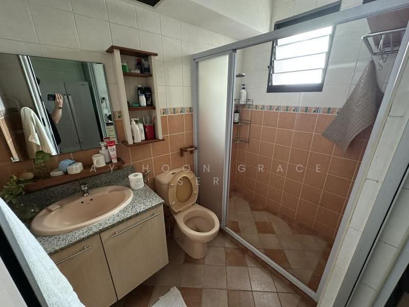 984B Buangkok Link, 984B Buangkok Link, Hougang / Punggol / Sengkang, 3 Bedrooms, 1,184 sqft, HDB Flat For Rent, by Lay Hoon Grace Ser, 500283401 - Bathroom - PropertyGuru.com.sg