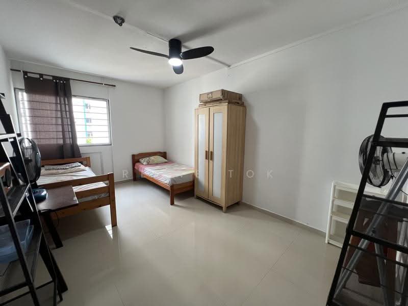 270 Yishun Street 22, 270 Yishun Street 22, Sembawang / Yishun, Room Rental, 120 sqft, HDB Flat For Rent, by Reene Tok, 500283408 - Bedroom - PropertyGuru.com.sg