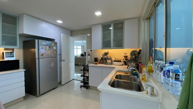 The Waterside, 9 Tanjong Rhu Road, East Coast / Marine Parade, 3 Bedrooms, 2,142 sqft, Condominium For Sale, by Edmund Tan, 500283416 - Kitchen - PropertyGuru.com.sg