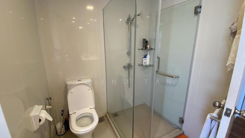 The Waterside, 9 Tanjong Rhu Road, East Coast / Marine Parade, 3 Bedrooms, 2,142 sqft, Condominium For Sale, by Edmund Tan, 500283416 - Bathroom - PropertyGuru.com.sg