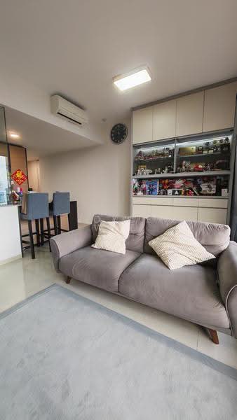 Midwood, 10 Hillview Rise, Dairy Farm / Bukit Panjang / Choa Chu Kang, 4 Bedrooms, 1,249 sqft, Condominium For Sale, by Joyce Wee, 500283472 - Living Room - PropertyGuru.com.sg