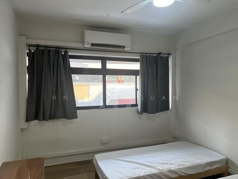 640 Rowell Road, 640 Rowell Road, Farrer Park / Serangoon Rd, 2 Bedrooms, 796 sqft, HDB Flat For Sale, by Hng Hup Guan 吴合源, 500283484 - Bedroom - PropertyGuru.com.sg
