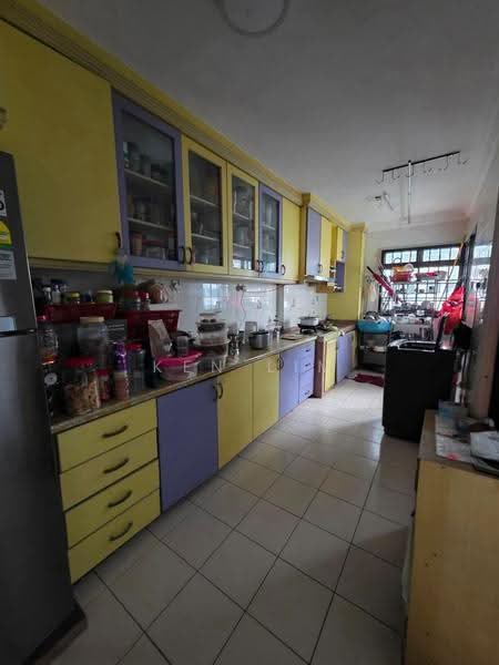 275C Jurong West Street 25, 275C Jurong West Street 25, Boon Lay / Jurong / Tuas, 3 Bedrooms, 969 sqft, HDB Flat For Rent, by Ken Lim, 500283489 - Kitchen - PropertyGuru.com.sg
