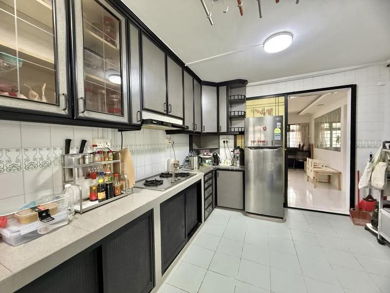390 Tampines Avenue 7, 390 Tampines Avenue 7, Pasir Ris / Tampines, Room Rental, 108 sqft, HDB Flat For Rent, by Young Chng, 500283499 - Kitchen - PropertyGuru.com.sg
