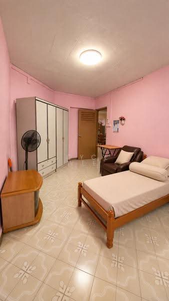 116 Bukit Batok West Avenue 6, 116 Bukit Batok West Avenue 6, Dairy Farm / Bukit Panjang / Choa Chu Kang, Room Rental, 120 sqft, HDB Flat For Rent, by Joyce Wee, 500283527 - Bedroom - PropertyGuru.com.sg