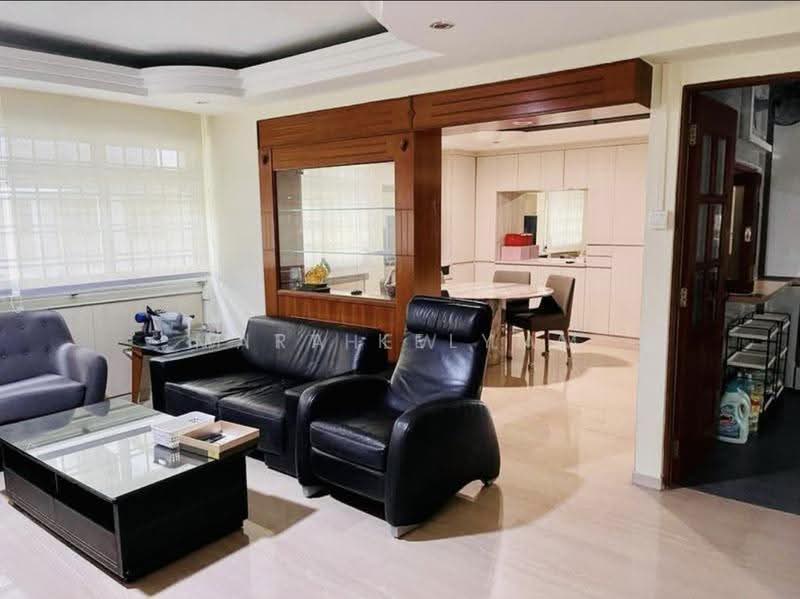 711 Pasir Ris Street 72, 711 Pasir Ris Street 72, Pasir Ris / Tampines, 4 Bedrooms, 1,572 sqft, HDB Flat For Rent, by Mira Kelyna, 500283536 - Living Room - PropertyGuru.com.sg