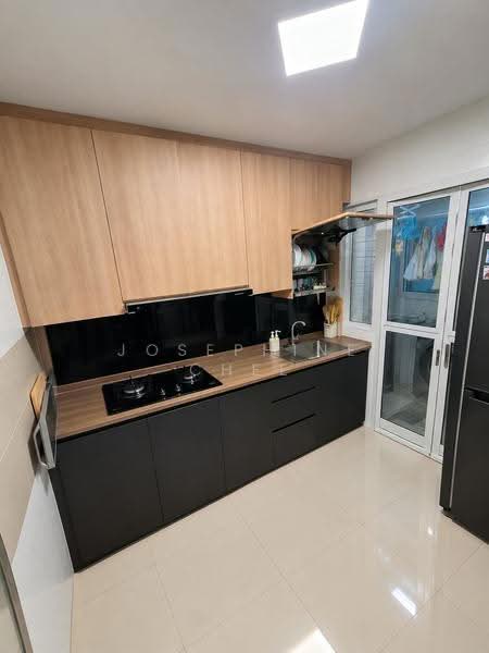 450A Bukit Batok West Avenue 6, 450A Bukit Batok West Avenue 6, Dairy Farm / Bukit Panjang / Choa Chu Kang, 2 Bedrooms, 721 sqft, HDB Flat For Sale, by Josephine Chee, 500283564 - Kitchen - PropertyGuru.com.sg