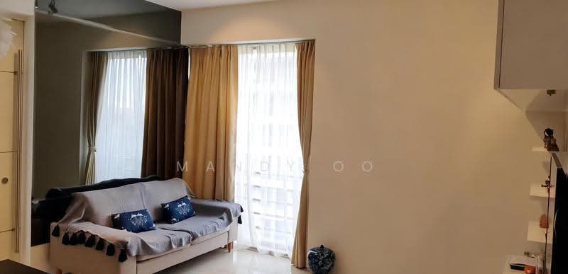 Studio 3, 28 Shanghai Road, Tanglin / Holland / Bukit Timah, 1 Bedroom, 560 sqft, Apartment For Sale, by Mandy Oo, 500283569 - Living Room - PropertyGuru.com.sg