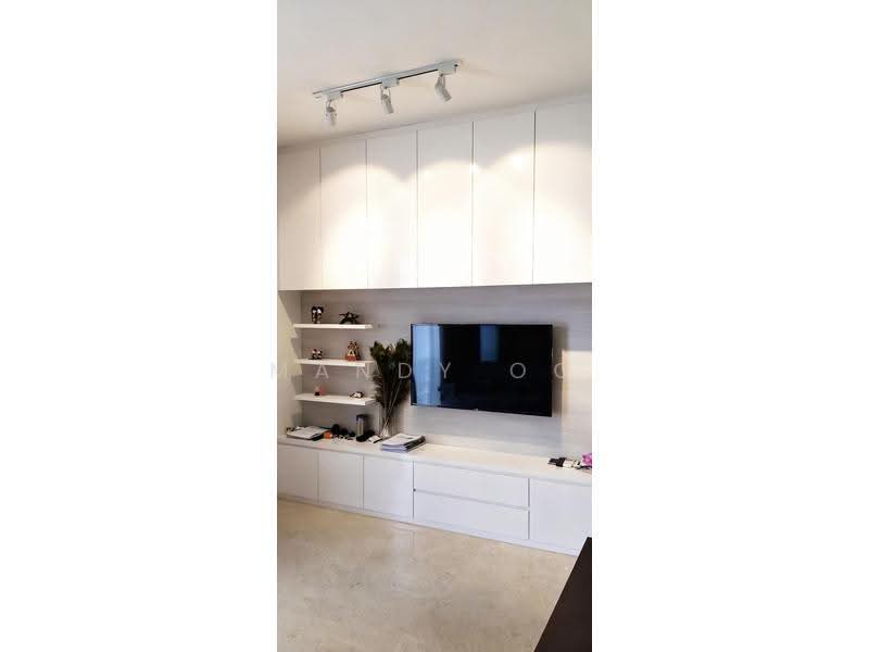Studio 3, 28 Shanghai Road, Tanglin / Holland / Bukit Timah, 1 Bedroom, 560 sqft, Apartment For Sale, by Mandy Oo, 500283569 - Living Room - PropertyGuru.com.sg