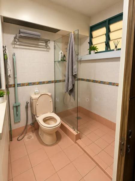 689A Woodlands Drive 75, 689A Woodlands Drive 75, Admiralty / Woodlands, 3 Bedrooms, 1,184 sqft, HDB Flat For Rent, by Edwin Leong, 500283571 - Bathroom - PropertyGuru.com.sg