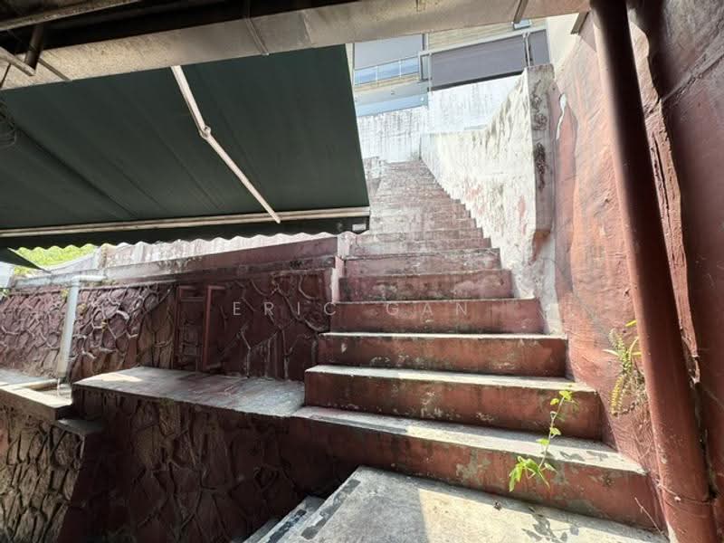 Sembawang Hills Estate, Sembawang Hills Estate, Ang Mo Kio / Bishan / Thomson, 2,712 sqft, Shop / Shophouse For Sale, by Eric Gan, 500283572 - Ground floor Unit - CommercialGuru.com.sg