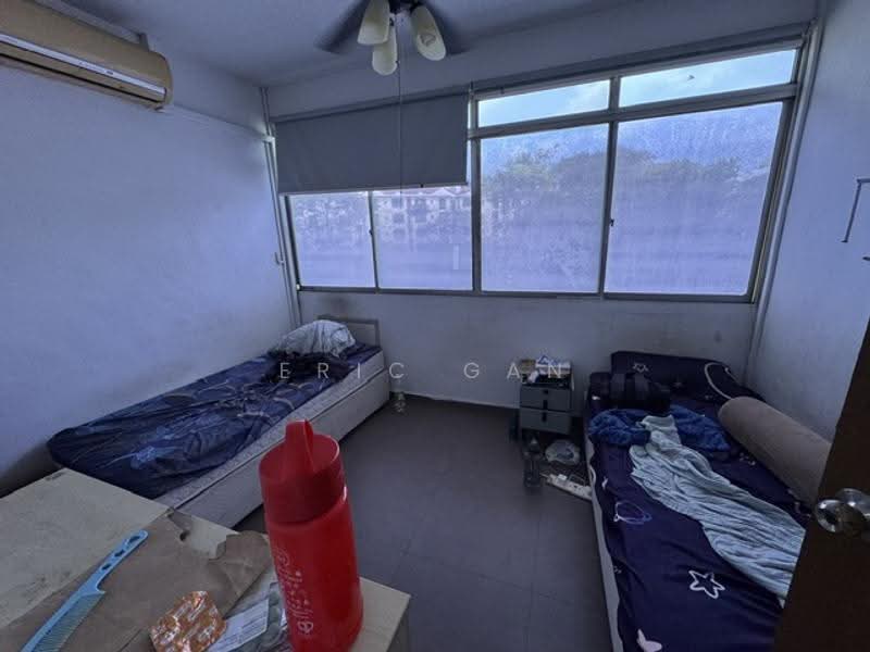Sembawang Hills Estate, Sembawang Hills Estate, Ang Mo Kio / Bishan / Thomson, 2,712 sqft, Shop / Shophouse For Sale, by Eric Gan, 500283572 - Bedroom - CommercialGuru.com.sg