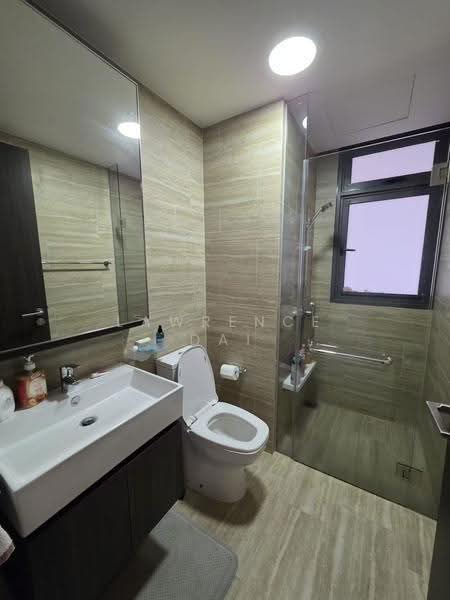 North Park Residences, 15 Yishun Central 1, Sembawang / Yishun, 3 Bedrooms, 969 sqft, Condominium For Rent, by Lawrence Dai, 500283577 - Bathroom - PropertyGuru.com.sg