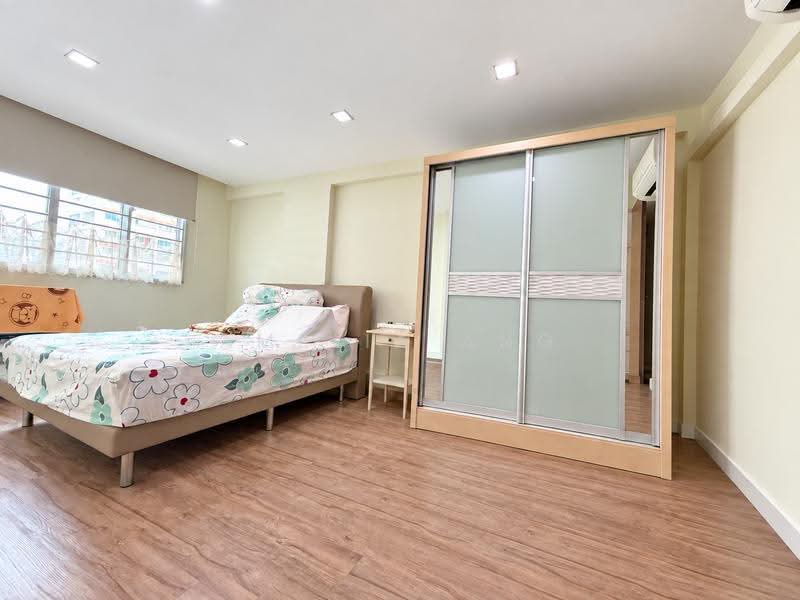303 Serangoon Avenue 2, 303 Serangoon Avenue 2, Hougang / Punggol / Sengkang, 2 Bedrooms, 721 sqft, HDB Flat For Rent, by Amelia Ang, 500283582 - Bedroom - PropertyGuru.com.sg