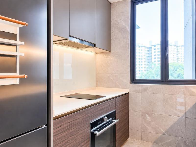 Stirling Residences, 23 Stirling Road, Alexandra / Commonwealth, 2 Bedrooms, 764 sqft, Condominium For Sale, by Claire Loh, 500283588 - Kitchen - PropertyGuru.com.sg