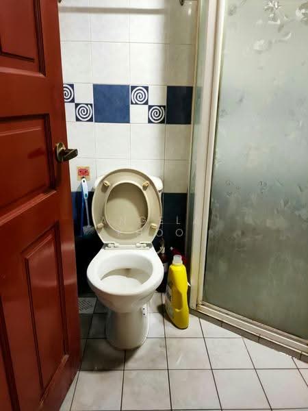 677C Jurong West Street 64, 677C Jurong West Street 64, Boon Lay / Jurong / Tuas, Room Rental, 180 sqft, HDB Flat For Rent, by Angela Khoo, 500283590 - Bathroom - PropertyGuru.com.sg