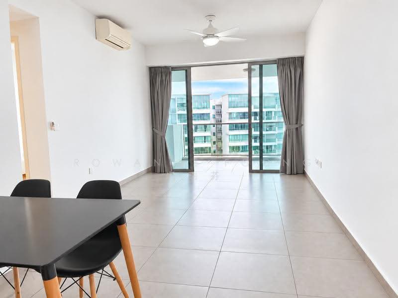 The Minton, 147 Hougang Street 11, Hougang / Punggol / Sengkang, 2 Bedrooms, 980 sqft, Condominium For Rent, by Rowanne Foong 冯瑞芬, 500283596 - Living Room - PropertyGuru.com.sg
