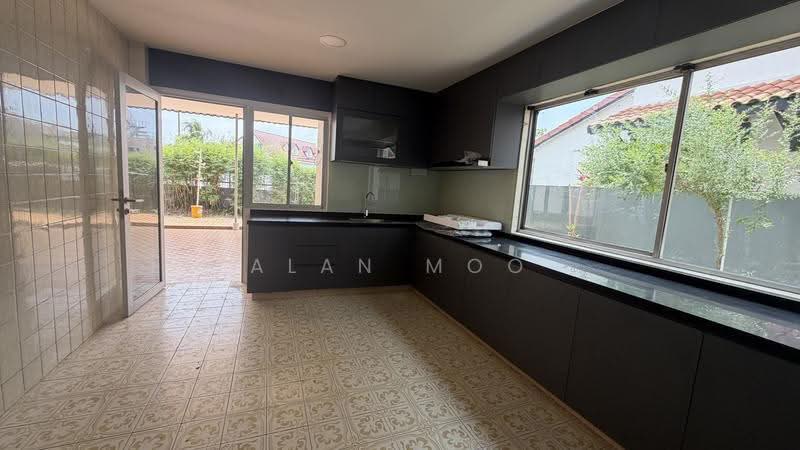 Springleaf, Ang Mo Kio / Bishan / Thomson, 4 Bedrooms, 3,500 sqft, Semi-Detached House For Rent, by Alan Moo, 500283602 - Kitchen - PropertyGuru.com.sg