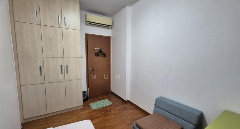 Sunglade, 1 Serangoon Avenue 2, Hougang / Punggol / Sengkang, Room Rental, 160 sqft, Condominium For Rent, by Raymond Tay, 500283603 - Bedroom - PropertyGuru.com.sg