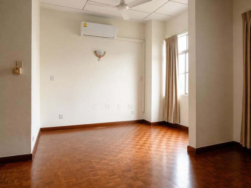 Wide Variety of Terraced House, Tanglin / Holland / Bukit Timah, 3 Bedrooms, 1,830 sqft, Terraced House For Sale, by CHEN ., 500283614 - Interior - PropertyGuru.com.sg