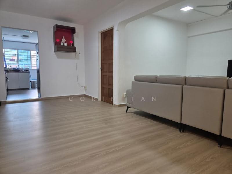 628 Yishun Street 61, 628 Yishun Street 61, Sembawang / Yishun, 3 Bedrooms, 1,206 sqft, HDB Flat For Sale, by Corin Tan, 500283626 - Living Room - PropertyGuru.com.sg