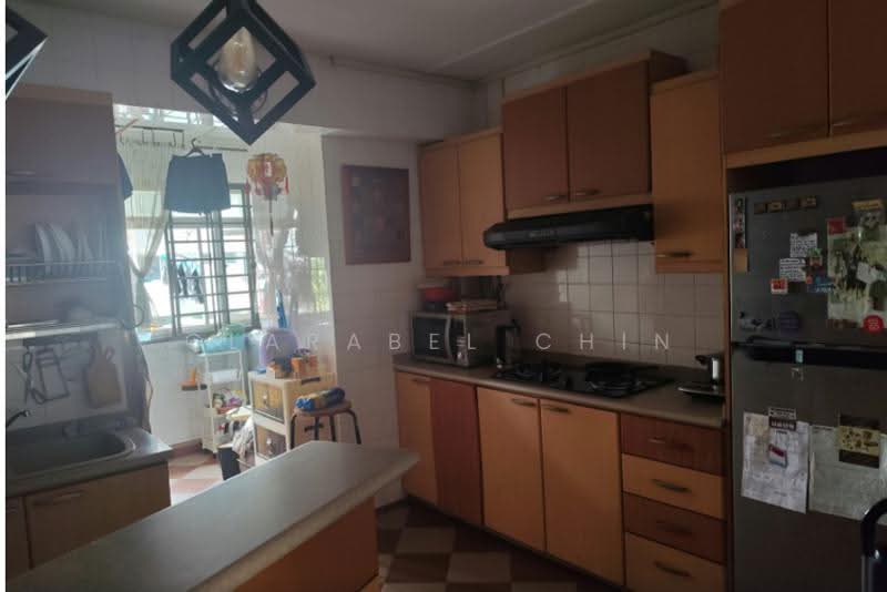 433 Hougang Avenue 8, 433 Hougang Avenue 8, Hougang / Punggol / Sengkang, 4 Bedrooms, 1,313 sqft, HDB Flat For Rent, by Clarabel Chin, 500283646 - Kitchen - PropertyGuru.com.sg