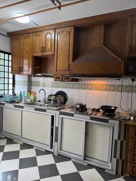 520 Pasir Ris Street 52, 520 Pasir Ris Street 52, Pasir Ris / Tampines, 3 Bedrooms, 1,012 sqft, HDB Flat For Rent, by Normi Wahab, 500283656 - Kitchen - PropertyGuru.com.sg