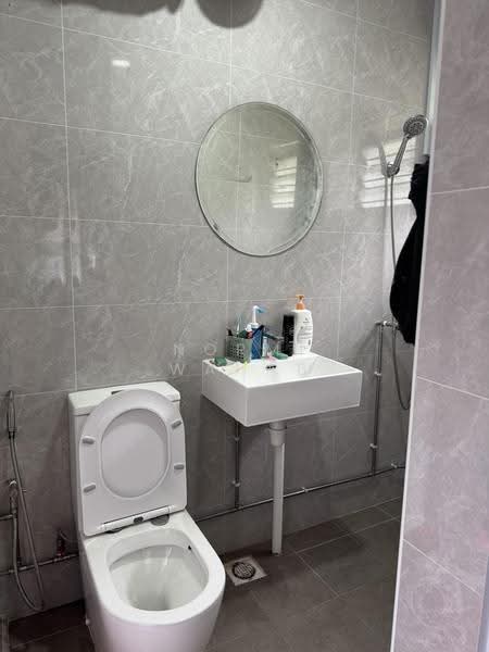 520 Pasir Ris Street 52, 520 Pasir Ris Street 52, Pasir Ris / Tampines, 3 Bedrooms, 1,012 sqft, HDB Flat For Rent, by Normi Wahab, 500283656 - Bathroom - PropertyGuru.com.sg
