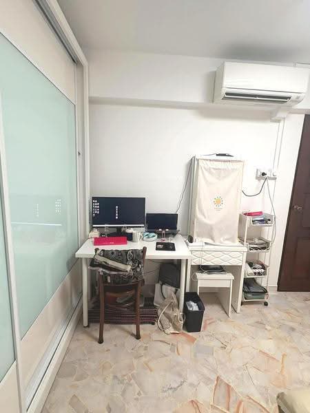 41 Cambridge Road, 41 Cambridge Road, Farrer Park / Serangoon Rd, Room Rental, 129 sqft, HDB Flat For Rent, by Jean Sia, 500283676 - Study - PropertyGuru.com.sg