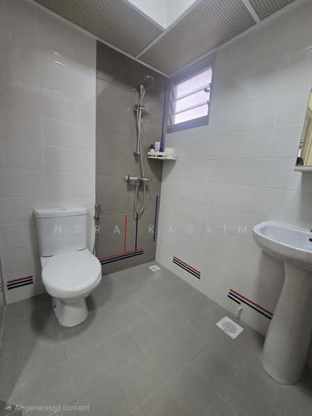 220B Sumang Lane, 220B Sumang Lane, Hougang / Punggol / Sengkang, 2 Bedrooms, 732 sqft, HDB Flat For Sale, by Nora Kassim, 500283680 - Bathroom - PropertyGuru.com.sg