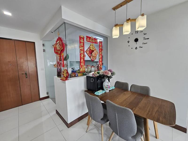 488D Choa Chu Kang Avenue 5, 488D Choa Chu Kang Avenue 5, Dairy Farm / Bukit Panjang / Choa Chu Kang, 3 Bedrooms, 1,216 sqft, HDB Flat For Sale, by David Lee, 500283687 - Dining Room - PropertyGuru.com.sg