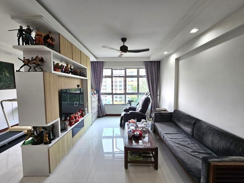 488D Choa Chu Kang Avenue 5, 488D Choa Chu Kang Avenue 5, Dairy Farm / Bukit Panjang / Choa Chu Kang, 3 Bedrooms, 1,216 sqft, HDB Flat For Sale, by David Lee, 500283687 - Living Room - PropertyGuru.com.sg