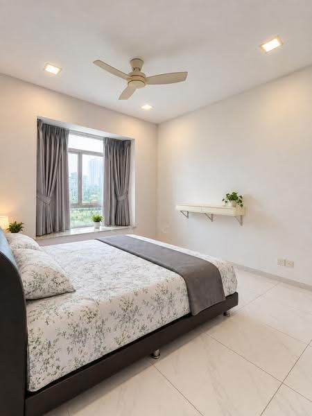 Costa Rhu, 5 Rhu Cross, East Coast / Marine Parade, 2 Bedrooms, 1,335 sqft, Condominium For Sale, by Alex Chua, 500283690 - Bedroom - PropertyGuru.com.sg