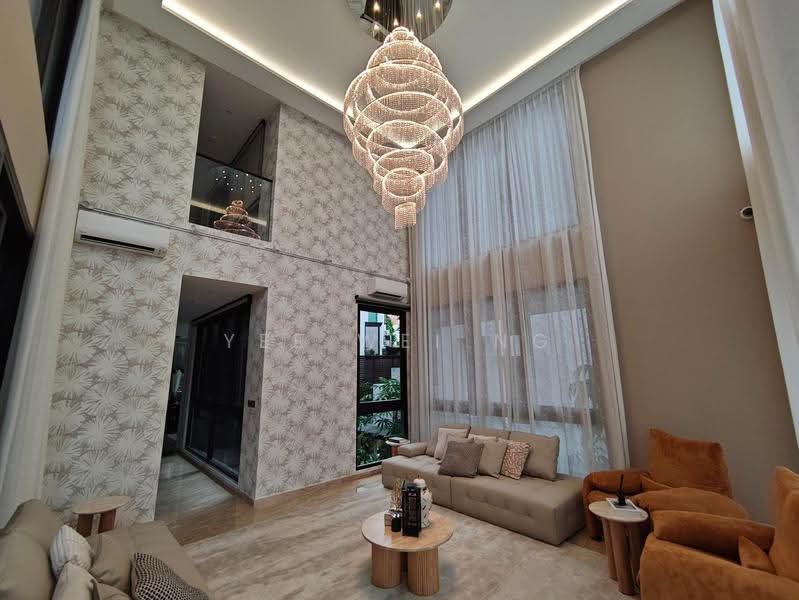 Bukit Timah School Zone｜ 武吉知马学区房 8321.8433, Fernhill Road, Tanglin / Holland / Bukit Timah, 6 Bedrooms, 7,441 sqft, Semi-Detached House For Sale, by Yee Wei Ng, 500283693 - Living Room - PropertyGuru.com.sg